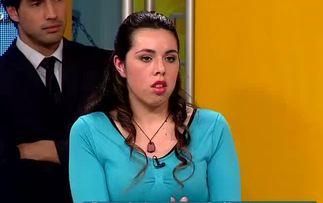 La demandante le exige a su pareja más compromiso en la relación (Parte 1)