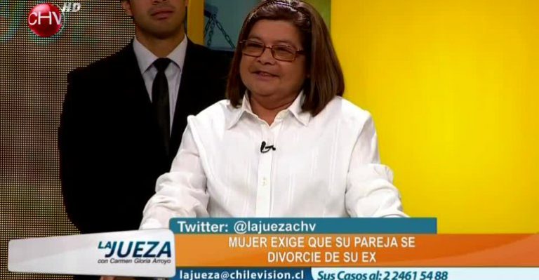 Mujer exige que su pareja se divorcie de su ex