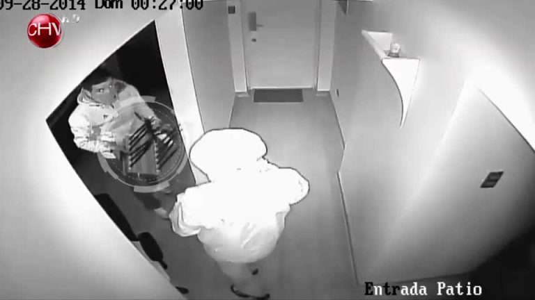 Delincuentes ingresan a una notaria en la comuna de Providencia (Parte 2)