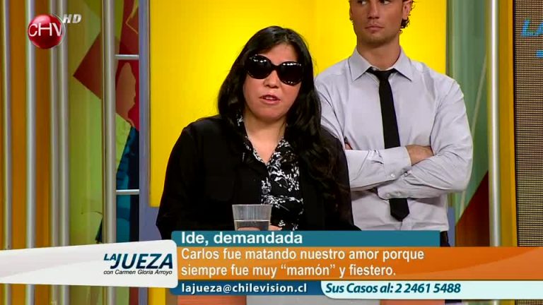 Quiere que su esposa se vaya de la casa con su amante (2/3)