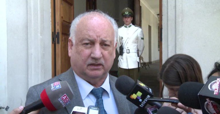 Presidente PC aseguró que gobierno enviará proyecto de financiamiento de campañas antes de fin de año