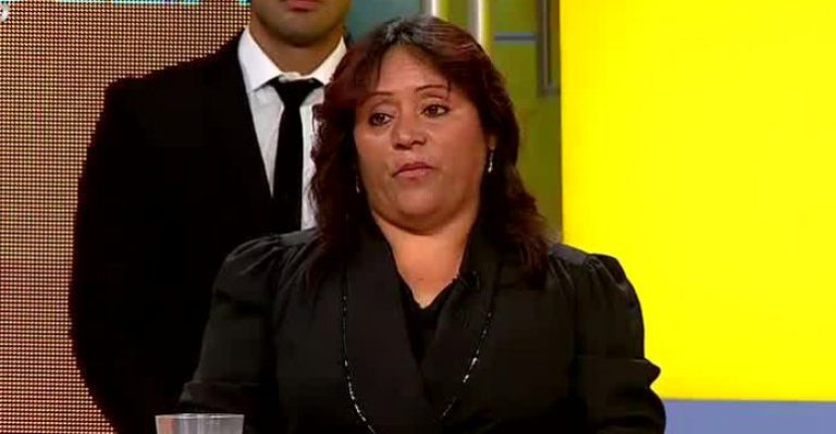 Vecinas se enfrentan por filtración de baño en edificio