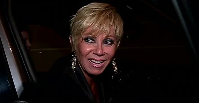 Mira la reacción de Raquel Argandoña tras cometer grave error en estacionamiento