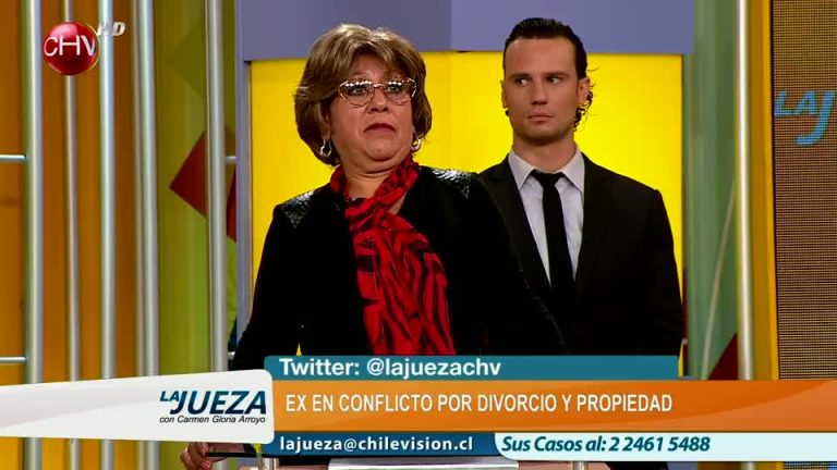 Demanda a su ex por abandonar el hogar y a sus hijos, ahora ella quiere la propiedad (1/3)