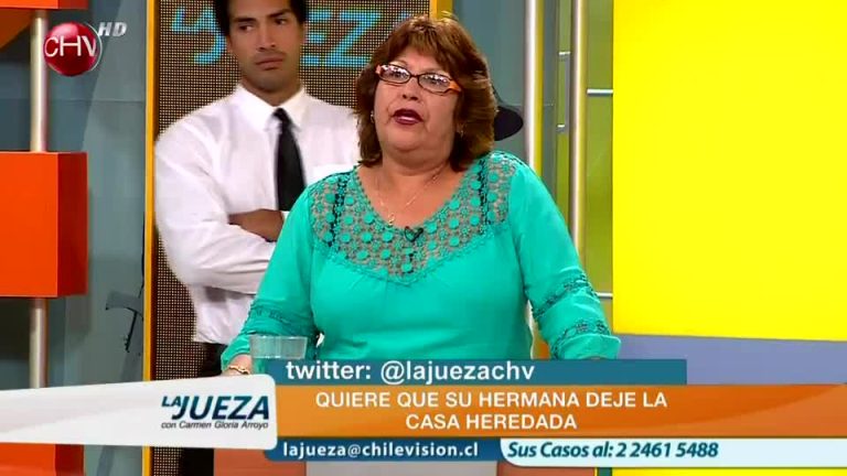 Quiere que su hermana deje la casa heredada por su madre (1/4)