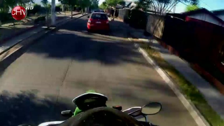 Gran persecución policial tras brutal robo de un vehículo (Parte 1)