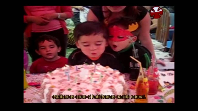 Conoce la historia de estos hermanos gemelos que emocionaron en la Teletón