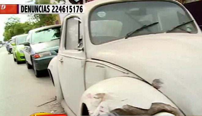 ¿Quién se hace cargo de los autos abandonados?