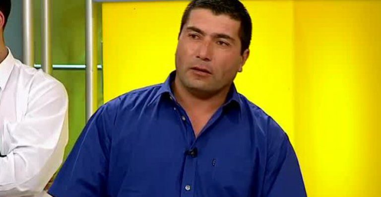 El demandante exige quitarle el apellido a su hija