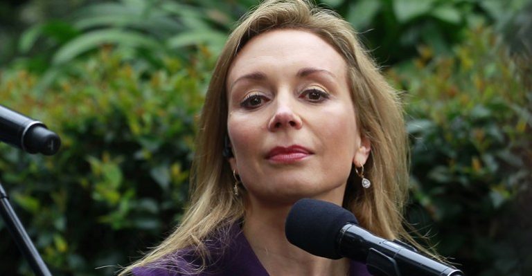 Karen Doggenweiler estaría 'picada' por no haber sido la animadora del sorteo Copa América