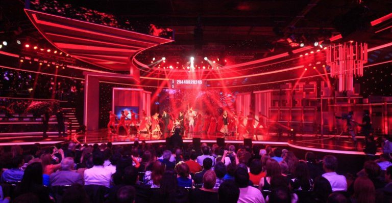 Eyci & Cody interpretaron el himno de la Teletón 2014