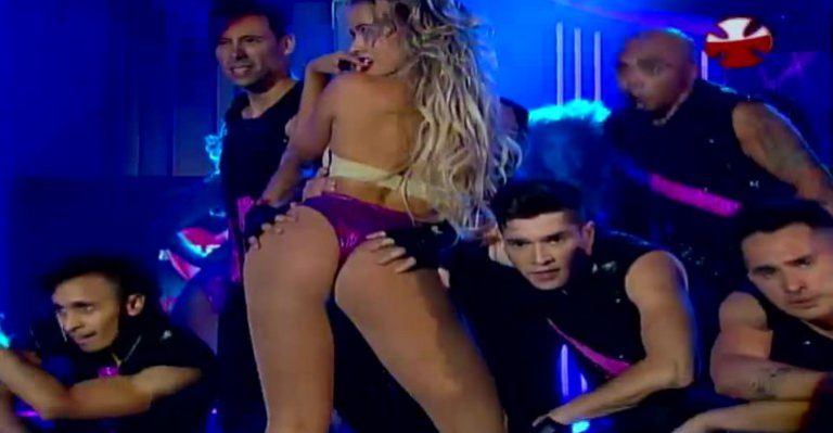 Lola Melnick se lució bailando y cerró la vedetón al ritmo de la colita