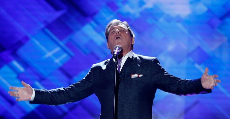 Un emotivo Ricardo Montaner pidió que Don Francisco recupere su sonrisa