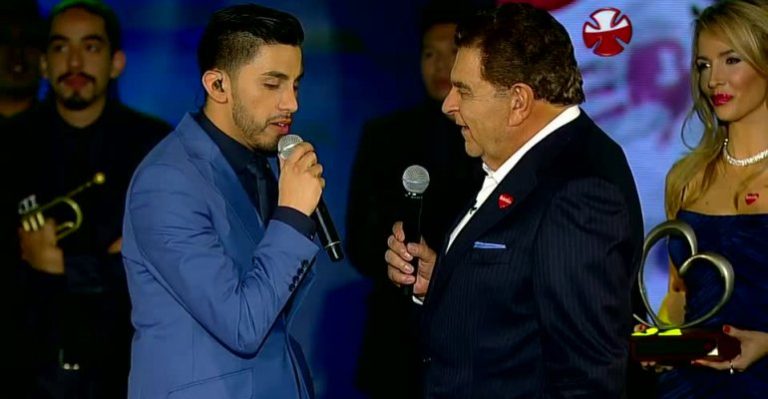 Noche de Brujas hizo bailar al Teatro Teletón con el mejor de sus éxitos