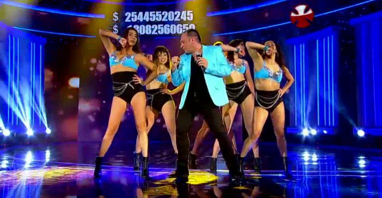 Luis Jara mostró todo su talento en el escenario del Teatro Teletón