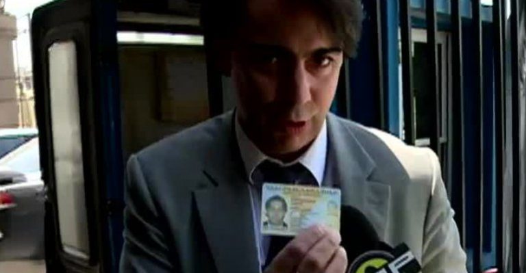 Famosos a prueba: ¿Se atreverán a mostrar su foto de carnet?