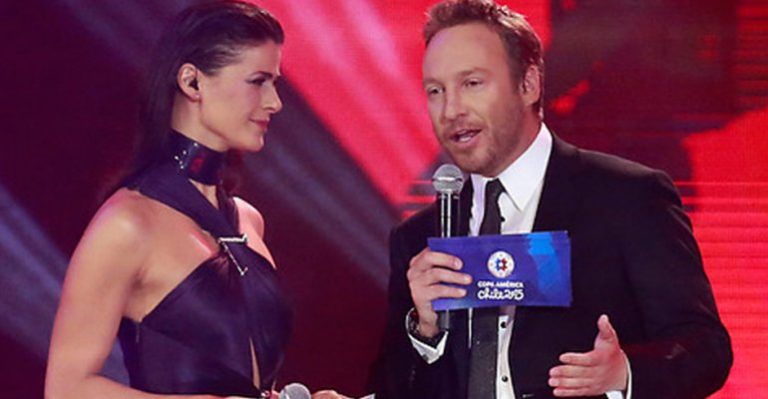 ¡Insólito!: Tonka y Martín reaparecen en TVN durante sorteo de Copa América