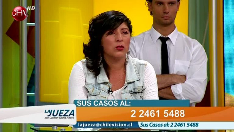 Demanda a su vecina porque ella no se preocupa de su pequeña hija (2/3)