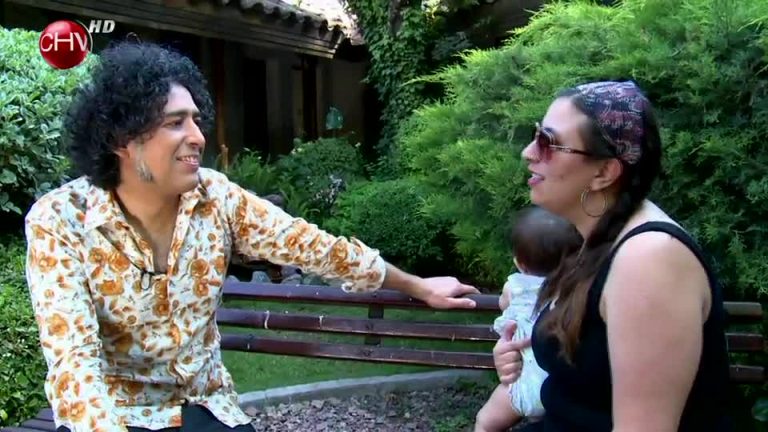 Camila pidió ayuda a Manuel García en persona para pedir matrimonio a su amor