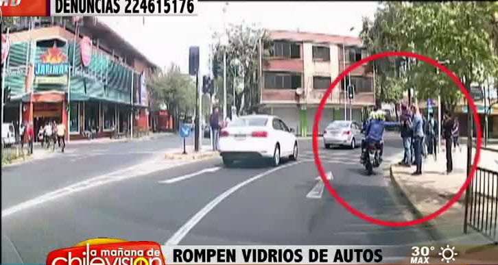 La nueva mala moda: Roban con una bujía y una moto