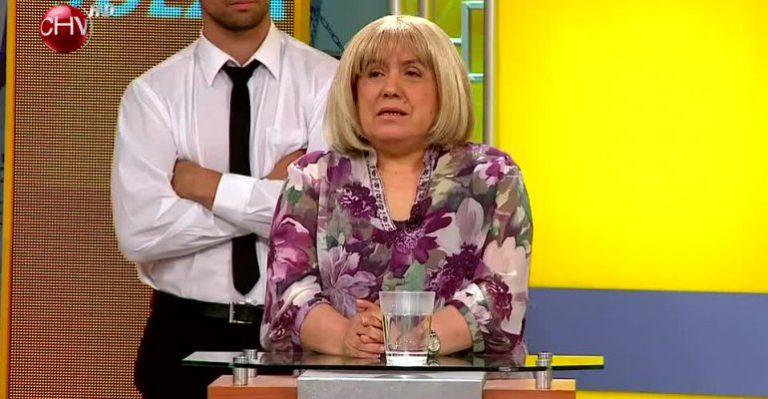 Emilia demanda su sobrina para que tomo el valor de denunciar la violencia intrafamiliar que sufre