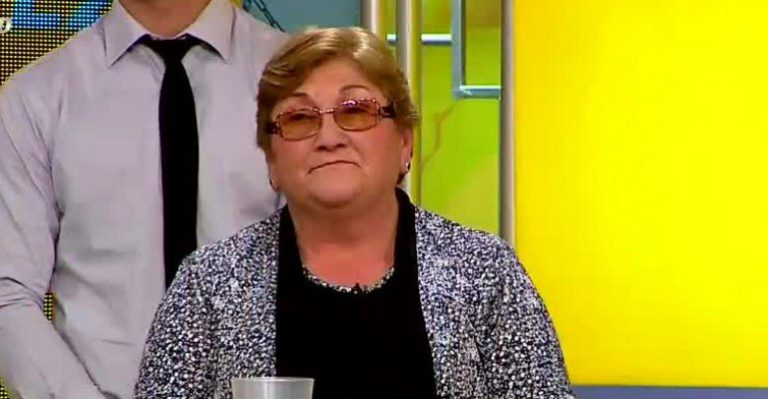 Hermanas se enfrentan por el cuidado de su anciana madre