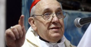 Las denuncias en contra de Bergoglio como responsable de secuestros en dictadura