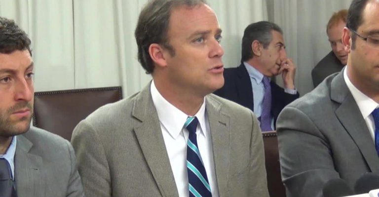 Bancada UDI y reelección presidencial: 