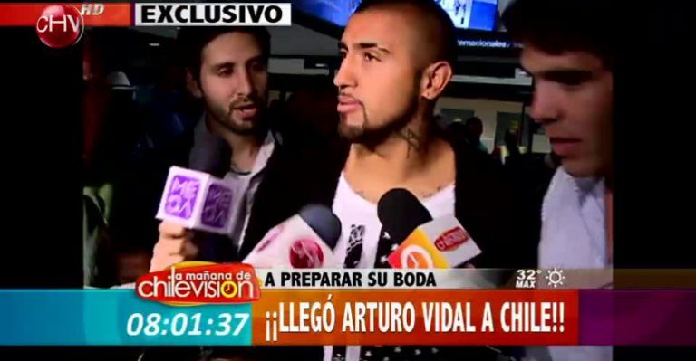 Mira la llegada de Arturo Vidal a Chile para su matrimonio
