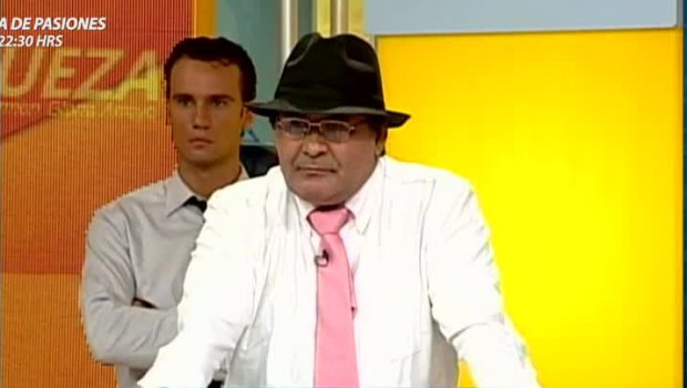 Ex pareja en conflicto por pensión y divorcio (1/4)