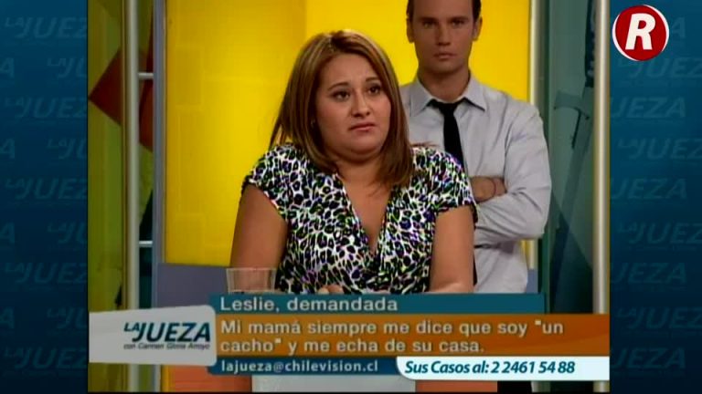 Madre no está de acuerdo con la relación de su hija (2/4)
