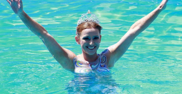 ¿Los recuerdas? Te presentamos los mejores piscinazos de las reinas de Viña