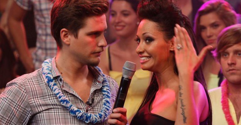 Jean Philippe llegaría a TVN y les mueve el piso a Viñuela y Julián