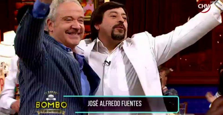 Pollo Fuentes se atrevió a contar sus chistes frente al Bombo y sus chistositos