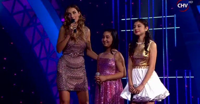 Talentosas cantantes de 11 y 12 años realizan un duelo al ritmo de Juan Gabriel