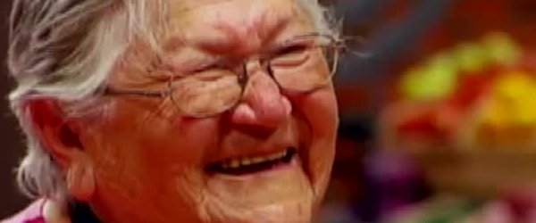 Managers se pelean por representar a la abuelita Eliana