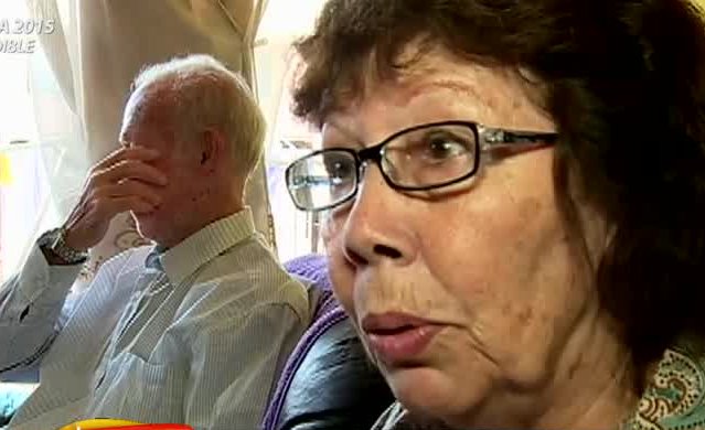 La conmovedora historia de unos abuelitos que venden sus cosas en la calle