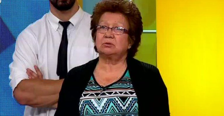 Hermanas se encuentran distanciada por una herencia