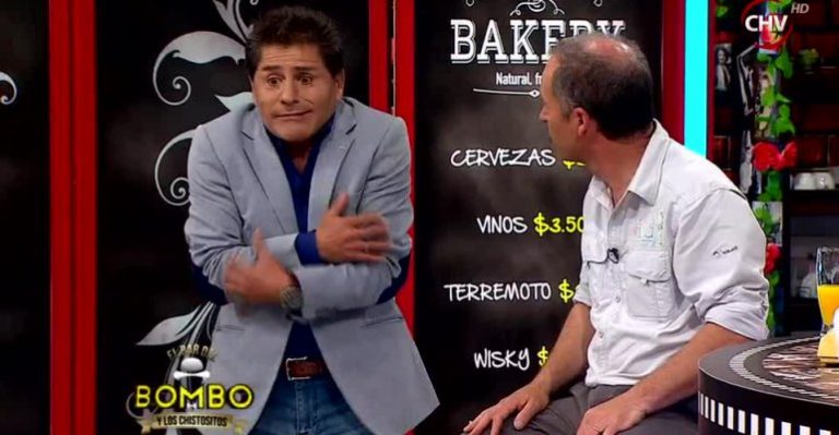 Charola Pizarro saca carcajadas con chiste sobre pulguita