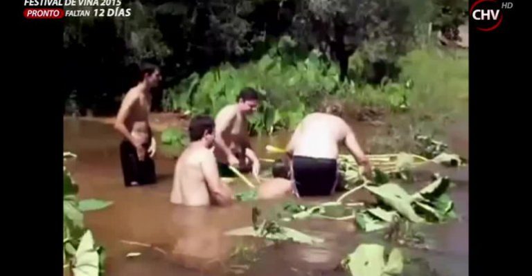 Exponen a sus hijos: Conductas arriesgadas con niños en situaciones peligrosas