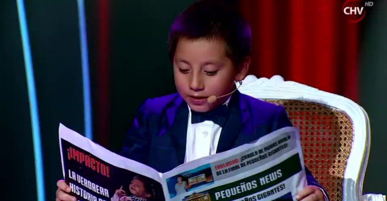 Joaquín sacó carcajadas con su rutina humorística de noticias en la gran final