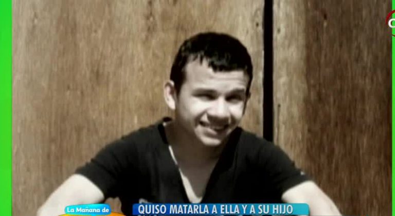 Psicópata de las tijeras apuñaló a su hijo, trató de matar a su esposa y lo publicó en Facebook (2/2)