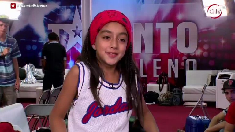 El hip hop de Alanis conmueve a Eva y hace bailar al público