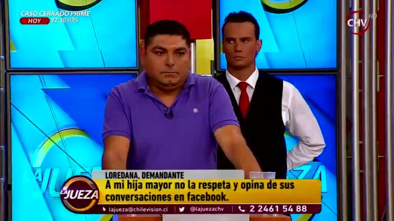 Es demandado por divorcio y porque sólo tiene vínculo por Facebook con sus hijas (1/2)