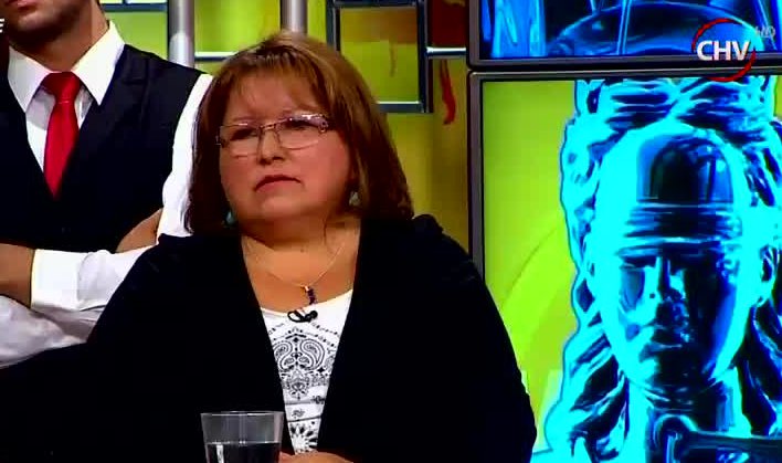 Madre exige que su hijo baje de peso para que pueda operarse (Parte 2)