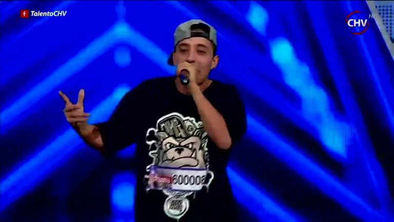 Al ritmo del rap y la improvisación Roberto sorprendió en Talento Chileno