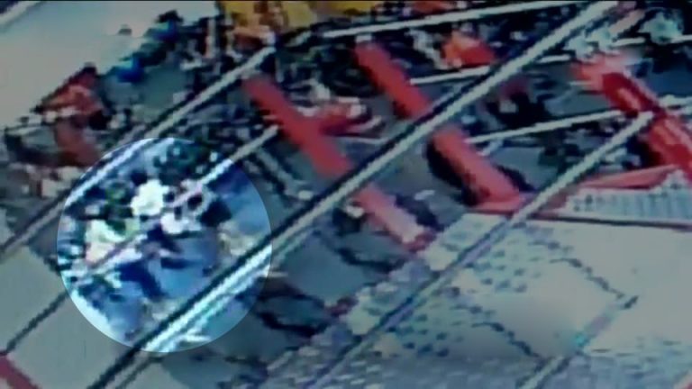 Pareja de Pato Laguna golpeó brutalmente a personal trainer en conocido gimnasio (parte 2)