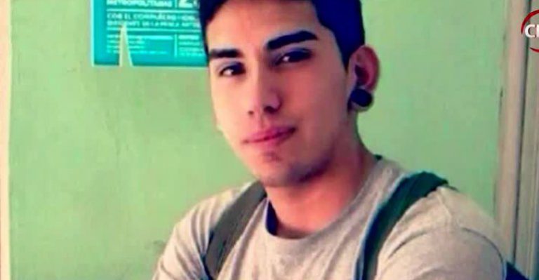 Padres piden justicia por la muerte de su hijo en Chiloé