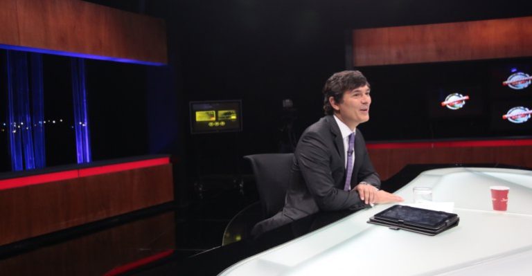 Parisi reapareció con un video donde muestra intención presidencial para 2018