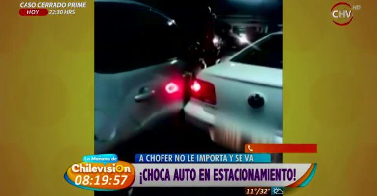 Conductora irresponsable chocó auto en estacionamiento de mall y se dio a la fuga